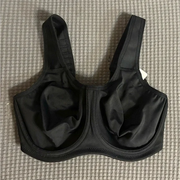 Wacoal Simone Sport Underwire Bra - Black (32DD) - Picture 3 of 6
